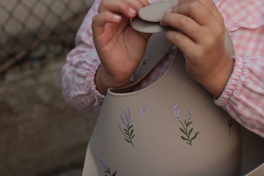 Silikon Lätzchen – Taupe